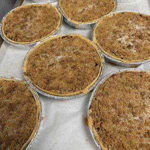Apple & Blackberry crumble pie